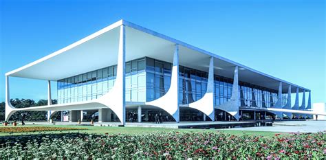 File:Planalto panorama.jpg - Wikimedia Commons