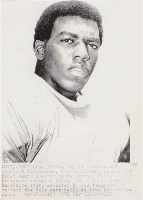 1971 Press Photo Tennessee Vols Football Player Jackie Walker, 1st Black Player | eBay