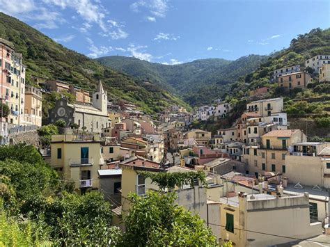 Cinque Terre: A Complete Guide! - El On The Move