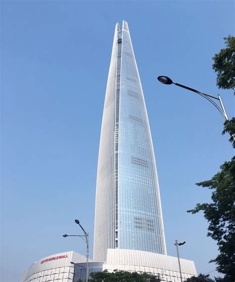 Lotte World Tower (Seoul, 2017) | Structurae