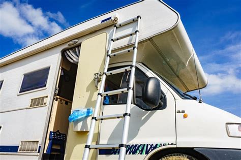 11 Best RV Ladders in 2024: Reviews & Top Picks | House Grail