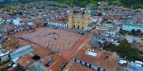 CHIQUINQUIRÁ - DiCCOL