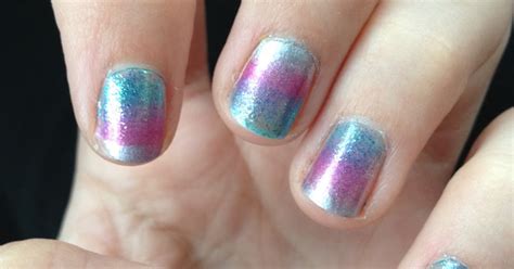 Miscellaneous Manicures: Ombre Nails - Maynicure Challenge #2
