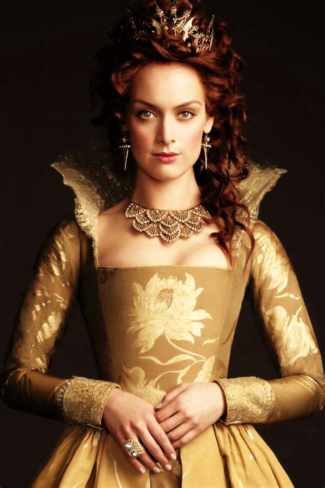 Joanna Lannister: petyrbaelishs: Queen Elizabeth in Reign Season 3...