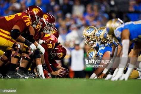 Usc Offensive Photos and Premium High Res Pictures - Getty Images