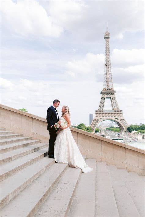 Stunning Eiffel Tower Wedding in the Heart of Paris - Perfete | Romantic wedding photos, Paris ...