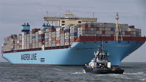 Container ships are getting cleaner, but the effort is adrift | Grist