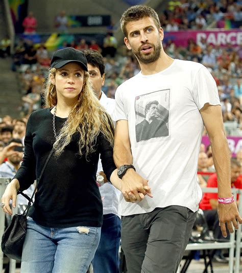 Shakira And Gerard Pique | Super WAGS - Hottest Wives and Girlfriends ...