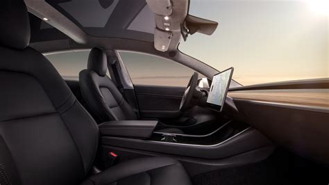 Here's what the inside of Tesla's Model 3 looks like | Mashable