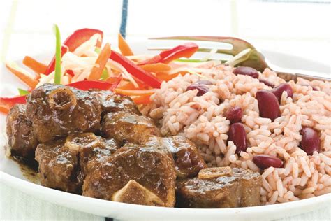 Fall Off the Bone Oxtail and Beans | Nestlé Recipes