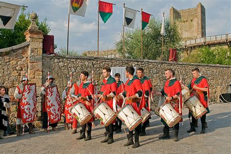 Monteriggioni Medieval Festival, Event in Tuscany, Italy