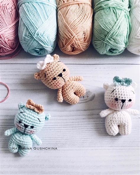 Tiny teddy bear crochet pattern | Amiguroom Toys