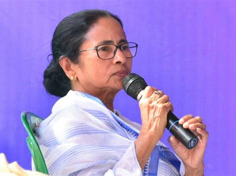 Mamata Banerjee ends fiery speech with a reach out call to those who ...