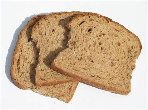 File:Stale bread.jpg - Wikimedia Commons