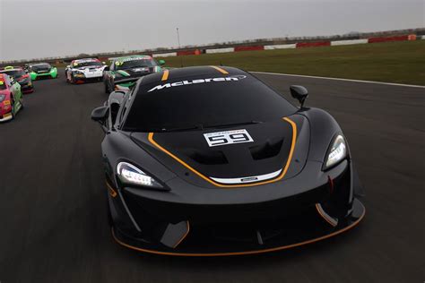 Official: McLaren 570S GT4 Racecar - GTspirit