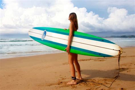 Insight into Surfing in Sri Lanka | srilankanvoyages