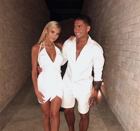 Stephen Bear has reportedly DUMPED his girlfriend for a popular Love Island star - Goss.ie