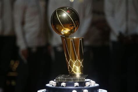 Larry O’Brien Trophy: history and value | Dunkest