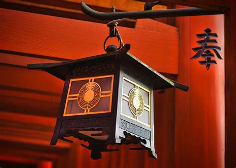 What Are Toro? Discovering Traditional Japanese Lanterns