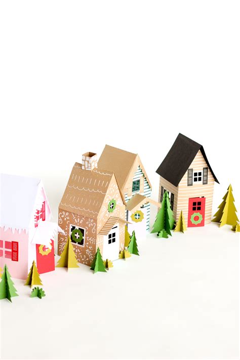 Paper Holiday Houses – free templates!