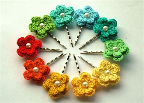 Bobby Pins | Crochet flower patterns, Crochet flowers, Crochet jewelry