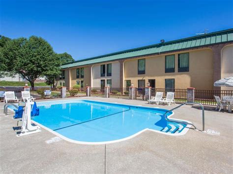 Americas Best Value Inn - Cape Girardeau in Cape Girardeau (MO) - Room ...