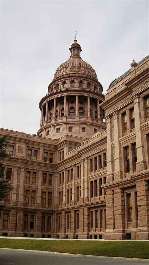 A Capital Capitol in Austin, Texas - Kernut the Blond