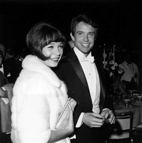 Shirley MacLaine and Warren Beatty at the Academy Awards in April 1966 ...