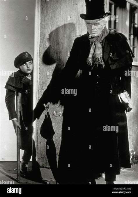 A christmas carol 1938 terry kilburn hi-res stock photography and images - Alamy