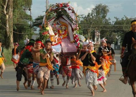 LAI HARAOBA – THE MOST IMPORTANT FESTIVAL (Merry Making of Umanglai ...