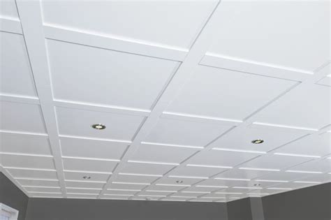 Plafond Embassy blanc. #Plafond. / White Embassy suspended ceiling. #Ceiling. | Suspended ...