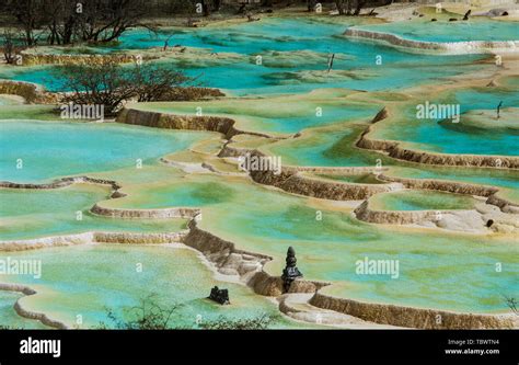 Calcification pool in Huanglong Scenic Area, Jiuzhaigou Stock Photo - Alamy