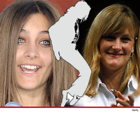 Bing News Headlines: Debbie Rowe, Paris Jackson REUNITED!!!