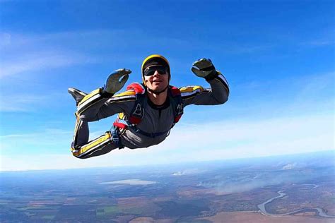 What Is The Difference Between Indoor And Outdoor Skydiving?