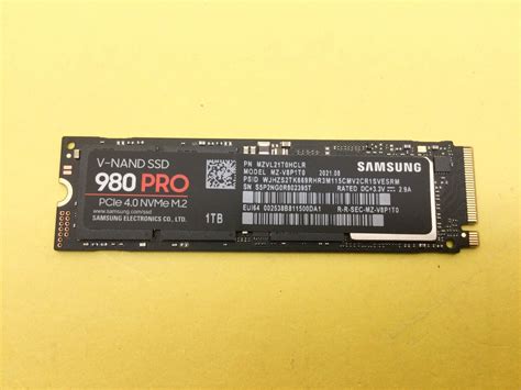 Gedeihen Hohe Belichtung Shinkan ssd 980 Kammer Richtig Wandschrank