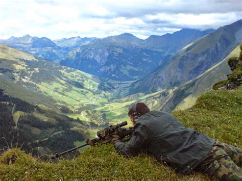 Swiss Special Forces Sniper from Armee-Aufklärungsdetachement 10 ...