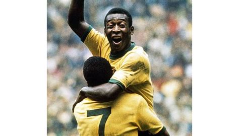 Pelè Signed Trophy and Photo Display - CharityStars