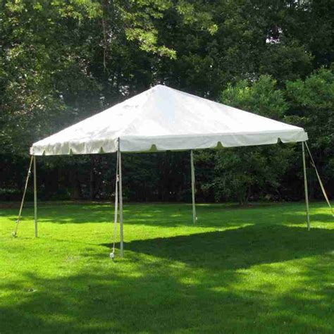 Nine Incredible Types of Tents for Parties