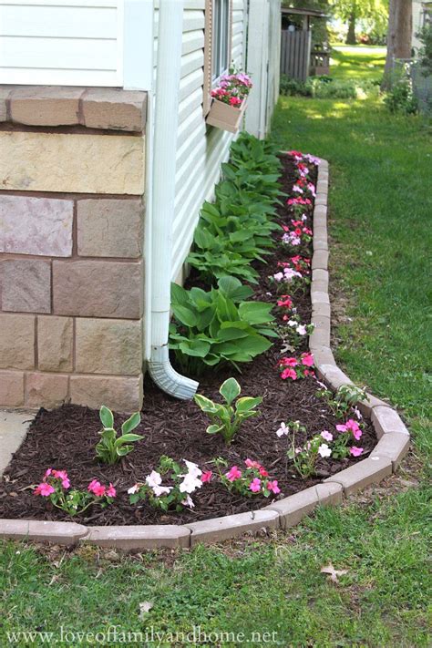 How To Use Edging Stones To Make Your Garden Better