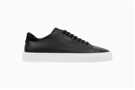 29 Best Casual Shoes For Men (Style Guide)