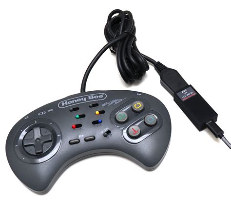 CD32 / Amiga / C= / Atari controller to USB adapter – DaemonBite