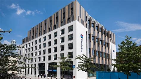 Hotel review: Travelodge Plus London City – Business Traveller