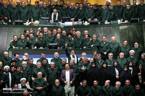 Mehr News Agency - MPs dressed in IRGC uniform in open session