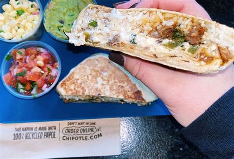 Chipotle Secret Menu - 9 Delicious Hacks You Need To Try In 2024 ...