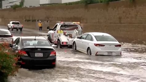 Pacific storm unleashes flooding across Southern California - YouTube