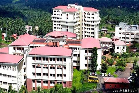 Yenepoya Medical College, Mangalore : Eligibility, Fee, College Details, Counselling Authority ...