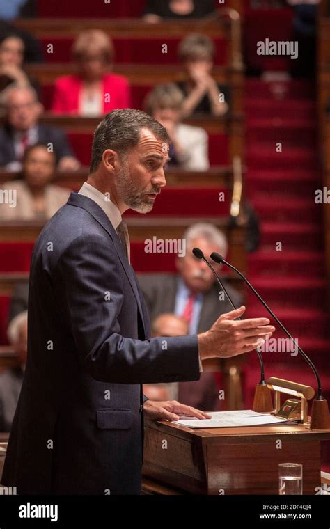 King Felipe VI of Spain delivers his speech at the National Assembly in ...