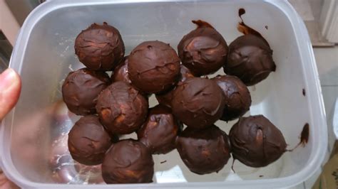 Tease Your Taste Buds: Chocolate Laddu ~ Diwali Mithai with a Twist ~ Nutritious Ladoo for Kids