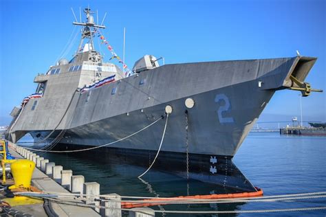 USS Independence (LCS 2) Decommissions After Distinguished Service ...