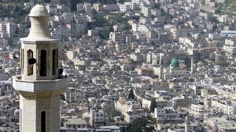 A Glimpse of Nablus – Hard Crackers